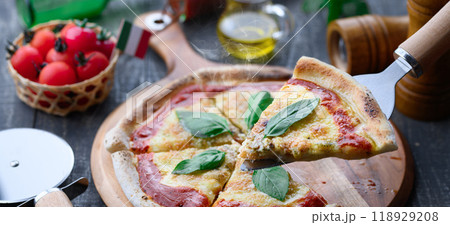 マルゲリータ ピザ マルゲリータ ピザ 118929208