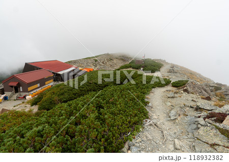 北岳登山 (広河原山荘→北岳山荘） 118932382