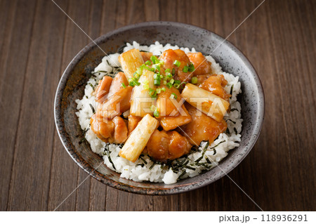 焼き鳥丼 118936291