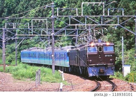 碓井峠を下りて来た普通列車 碓井峠を下りて来た普通列車 118938101