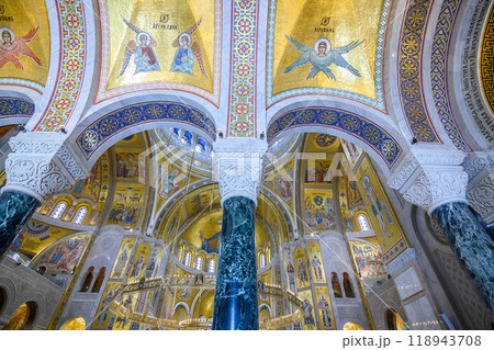 Ornate interior of the Church of Saint Sava, Serbian Orthodox church in Belgrade, Serbia 118943708