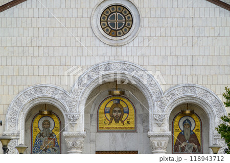 Facade of Saint Sava church, one of the biggest Orthodox Christian churches in the world in Belgrade, Serbia 118943712