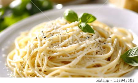 Creamy Fettuccine Alfredo Pasta with Parmesan Cheese and Basil Garnish_2 118945508