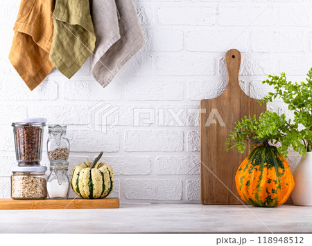 Kitchen counter top with cutting board 118948512