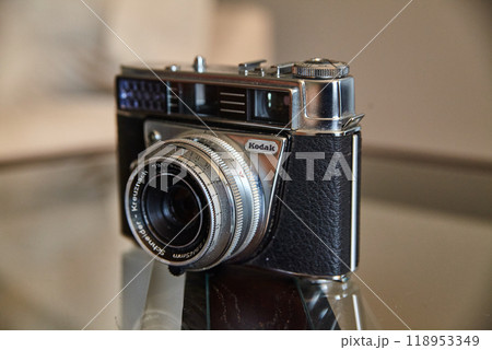 Vintage Film Camera Close-Up with Bokeh Background 118953349