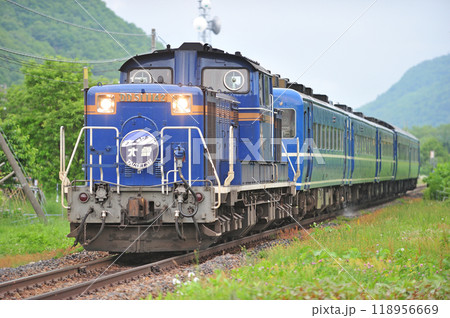 石北本線 中越ー上川 JR北海道 DD51-1142(函館)+14系+24系(札幌) 大雪 石北本線 中越ー上川 JR北海道 DD51-1142(函館)+14系+24系(札幌) 大雪 118956669