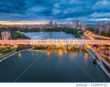 Makarovsky bridge in Yekaterinburg in night with illumination Makarovsky bridge in Yekaterinburg in night with illumination 118959510
