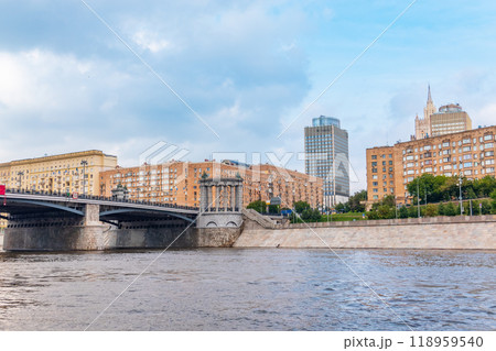Borodinsky Bridge and Ministry of Foreign Affairs of Russia main building in Moscow. Russia 118959540