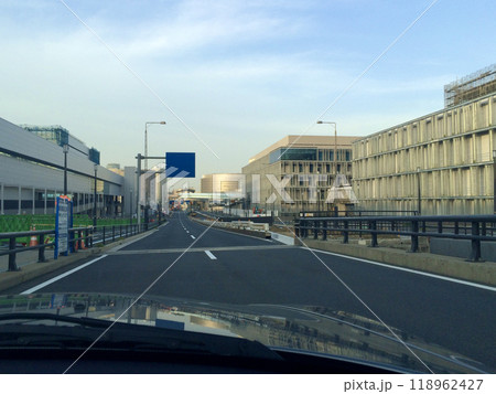 完成間近の豊洲市場 118962427