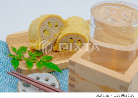 半分にカットした熊本県の辛子蓮根 半分にカットした熊本県の辛子蓮根 118962510