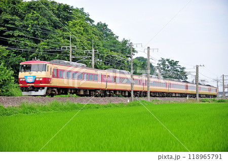 信越本線 群馬八幡ー安中 JR東日本 185系 OM08編成(大宮) リバイバル そよかぜ 信越本線 群馬八幡ー安中 JR東日本 185系 OM08編成(大宮) リバイバル そよかぜ 118965791