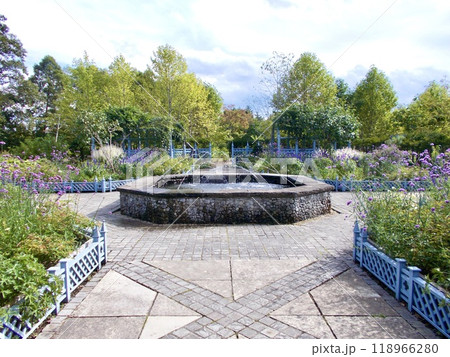 噴水のある風景 118966280