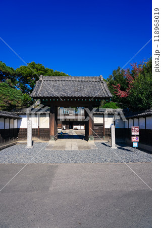 渋沢栄一生家　中の家（なかんち）　埼玉県深谷市血洗島 118968019