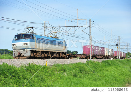 高崎線　岡部ー本庄　JR貨物　EF66-111（吹田） 118968658