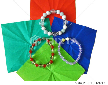 【ブレスレット】と折り紙 118969713