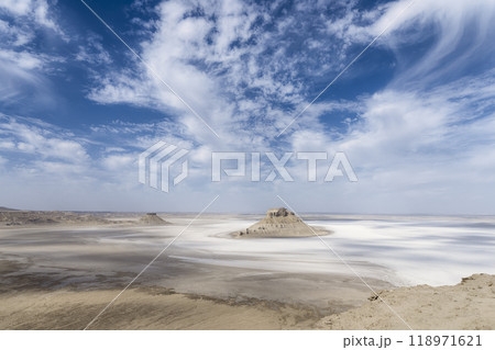 カザフスタン・ウスチュルト台地 カリンジャリク / Karynzharyk Depression カザフスタン・ウスチュルト台地 カリンジャリク / Karynzharyk Depression 118971621