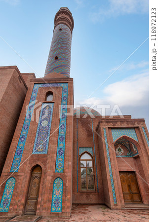 Striking view of the Minaret of Goy Imam Mosque in Ganja, Azerbaijan under clear sky 118972123