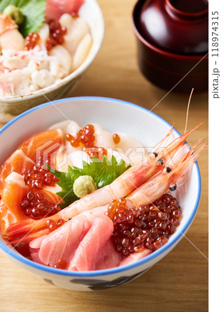 北海道風海鮮丼 北海道風海鮮丼 118974315