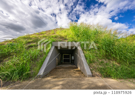 与楽カンジョ古墳（奈良県高市郡高取町） 118975926