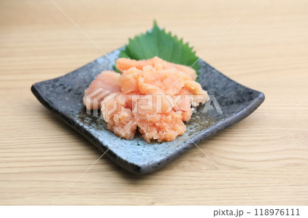 博多名物の辛子明太子(切れ子) 博多名物の辛子明太子(切れ子) 118976111