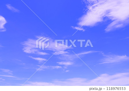 青空に広がる雲(背景素材) 118976553