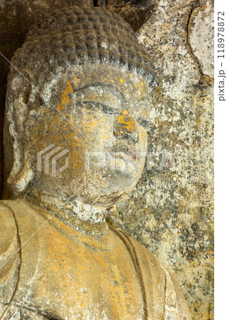臼杵石仏 中尊阿弥陀如来像 118978872