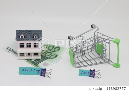 Banknotes are intended to pay for heating. Banknotes are intended to pay for heating. 118982777