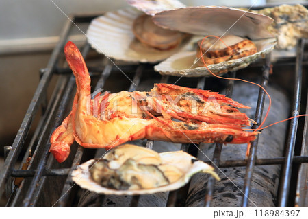 網焼きの海鮮バーベキュー　 118984397