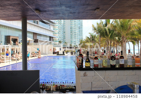 青い海と純白の砂で世界中から愛されるメキシコ随一リゾート、カンクン！オールインクルーシブホテル宿泊 118984458