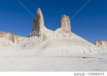 カザフスタン・ウスチュルト台地 ボズジラの景観 / Bozjyra, Kazakhstan カザフスタン・ウスチュルト台地 ボズジラの景観 / Bozjyra, Kazakhstan 118984513