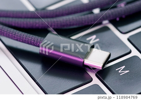 USB type C 118984769