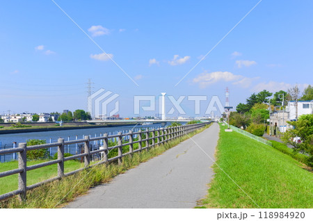 東京都江戸川区新中川沿いの風景2024年10月 東京都江戸川区新中川沿いの風景2024年10月 118984920