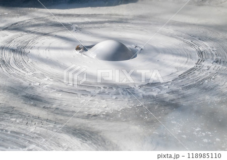 大地の芸術？　別府坊主地獄  118985110