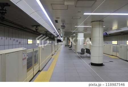今里筋線 蒲生四丁目駅のホーム 今里筋線 蒲生四丁目駅のホーム 118987546