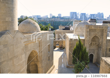 バクーの世界遺産・シルヴァンシャー宮殿の景観 118987668