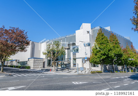 岡山県岡山市 快晴の岡山県立美術館 岡山県岡山市 快晴の岡山県立美術館 118992161