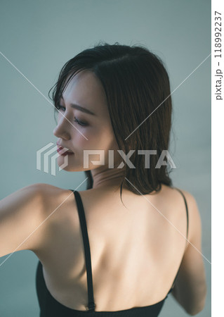 背中ケア 118992237