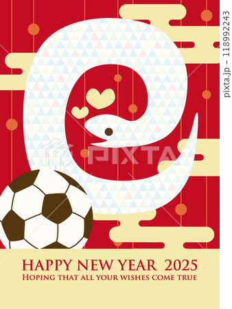 ヘビがかわいい2025年巳年の年賀状用ベクターイラスト(A3サッカー 赤系) ヘビがかわいい2025年巳年の年賀状用ベクターイラスト(A3サッカー 赤系) 118992243