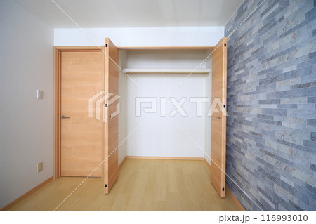 クローゼット 118993010