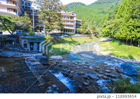 四万川と河原の湯 118993654