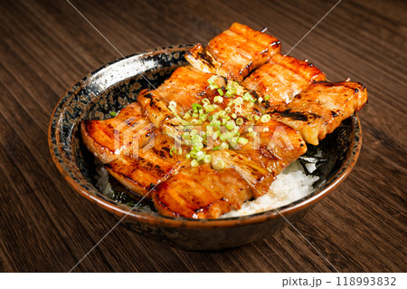北海道やきとり丼 北海道やきとり丼 118993832