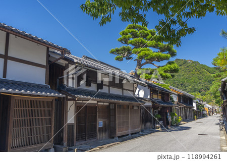 近江八幡 新町通りの風情ある町並み 近江八幡 新町通りの風情ある町並み 118994261