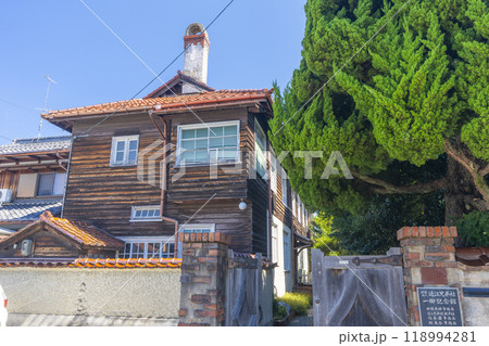 ヴォーリズ記念館（滋賀県近江八幡市慈恩寺町) 118994281