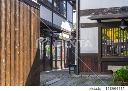 八幡堀石畳の小路 八幡堀石畳の小路 118994315