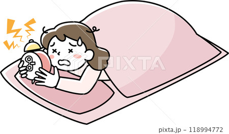 目覚し時計のアラームで目覚める眠そうな女性 118994772