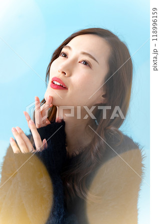 ビューティー ブルーバック 縦 ビューティー ブルーバック 縦 118996159