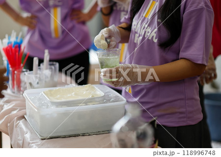 文化祭でアイスクリームの販売 118996748