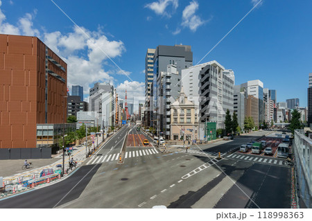 東京都港区芝、札の辻交差点 118998363