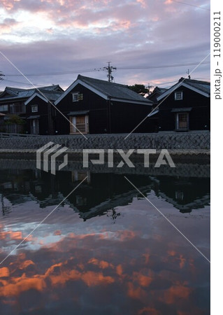 伊勢 河崎 夕焼け 伊勢 河崎 夕焼け 119000211