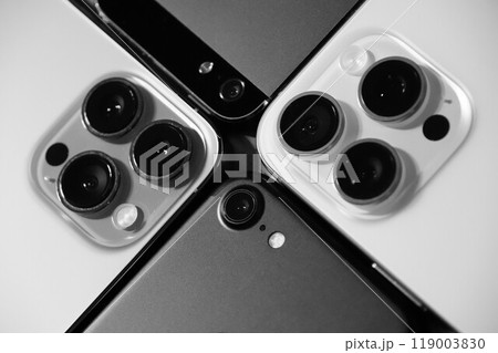 スマートフォンのカメラ 119003830